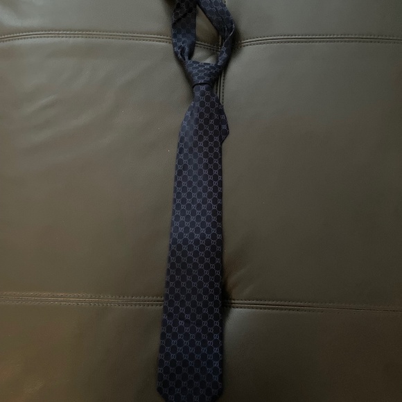 Men's Silk Tie - Picture 1 of 6
